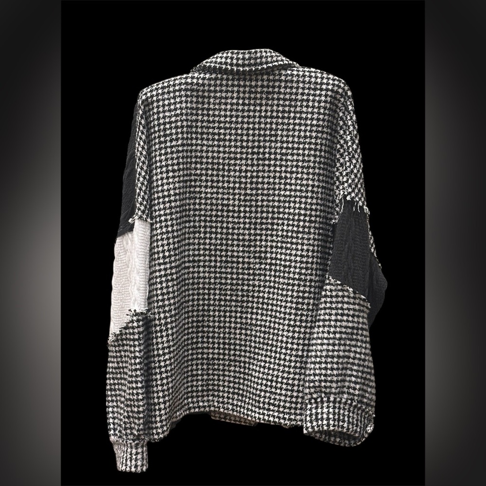 POL Stylish Black and White Women's Houndstooth/ Gingham Jacket / Shacket - Picture 2 of 5